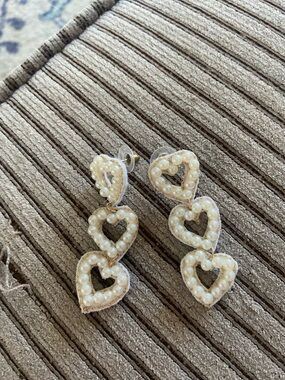Pearl Triple Heart Drop Earrings - Cream Pearl Dangles